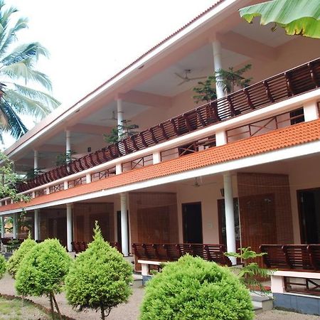 Hotel Cocobeach Kovalam Exterior photo